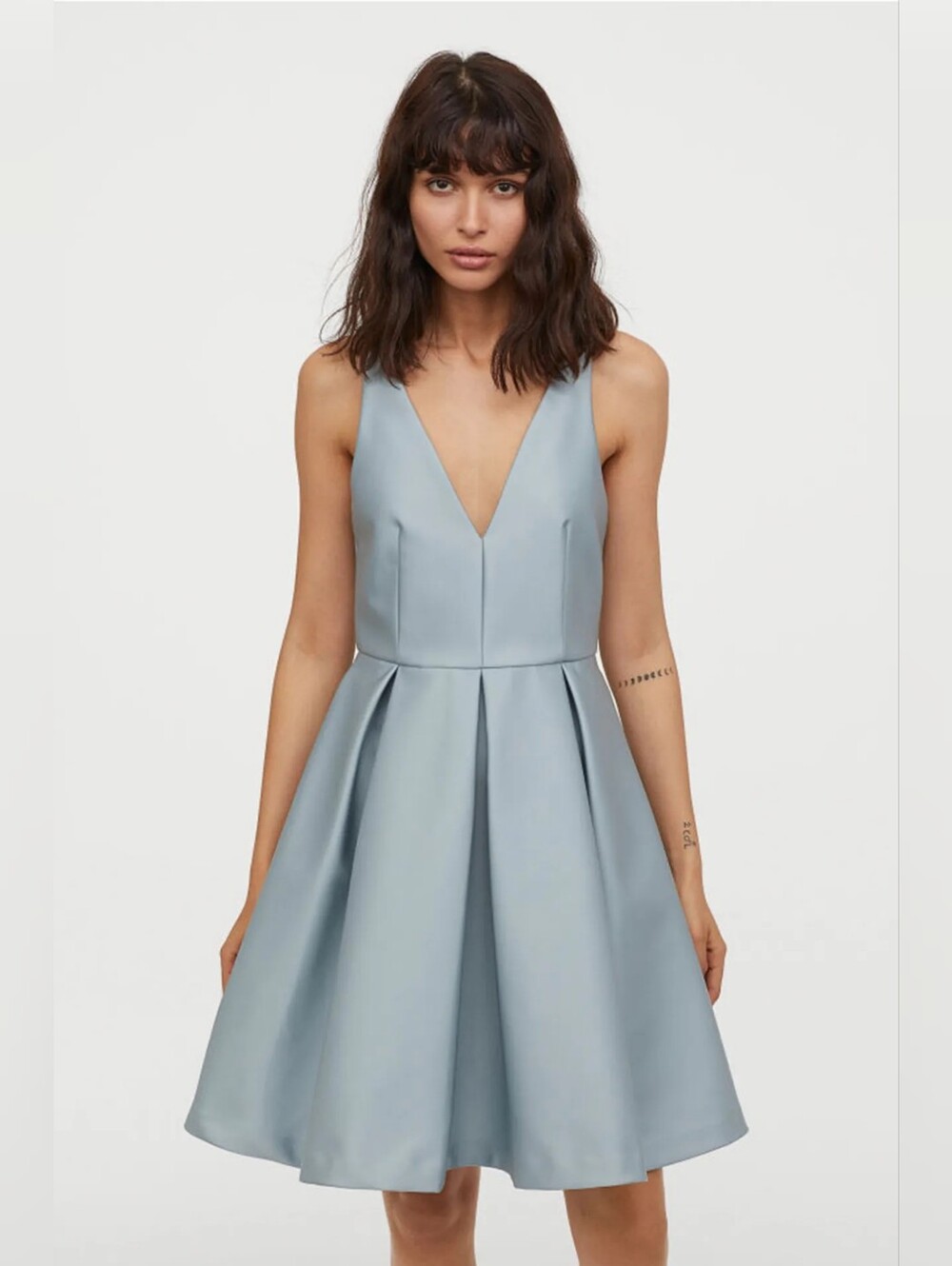 H&M Light Blue V-Neck Pleated Satin Dress Size 12-14